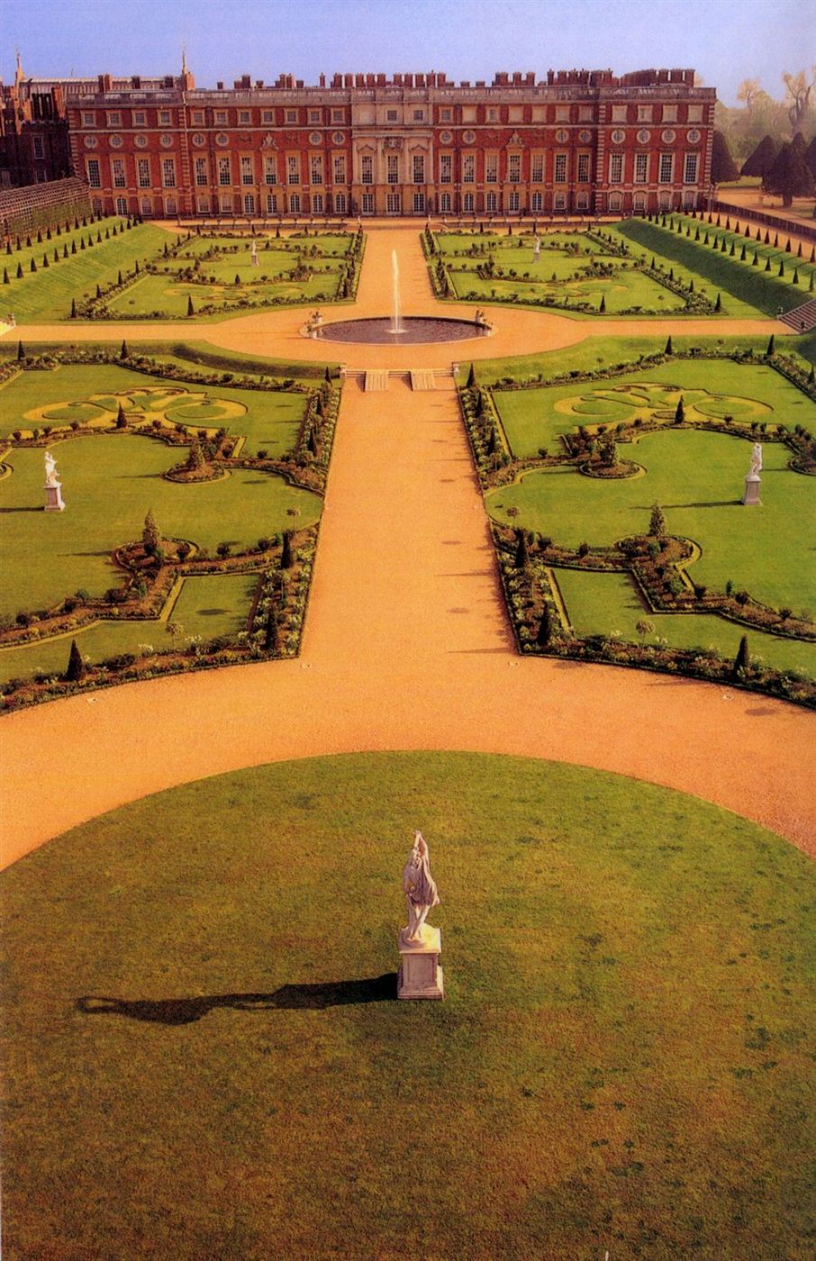 Hampton Court Palace